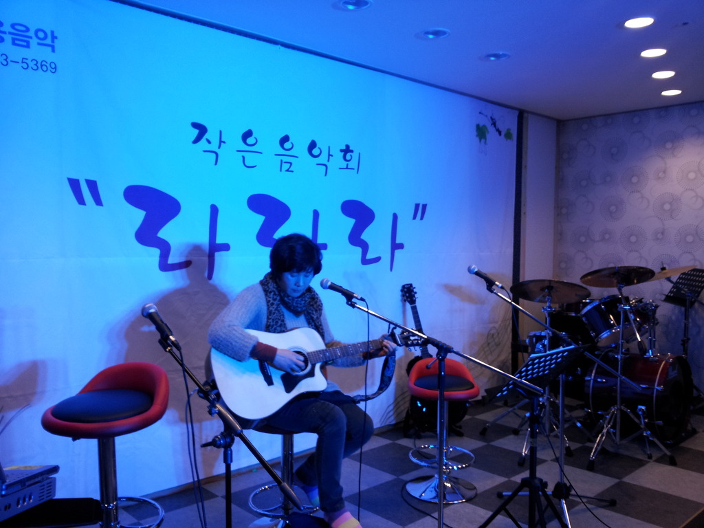 예쁜여우 이미지