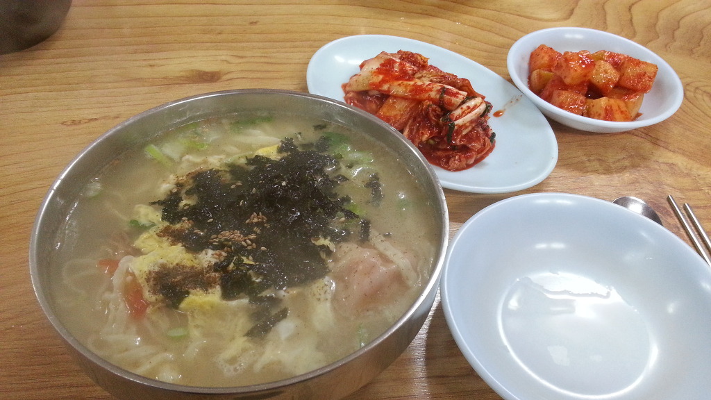 운천칼국수 이미지