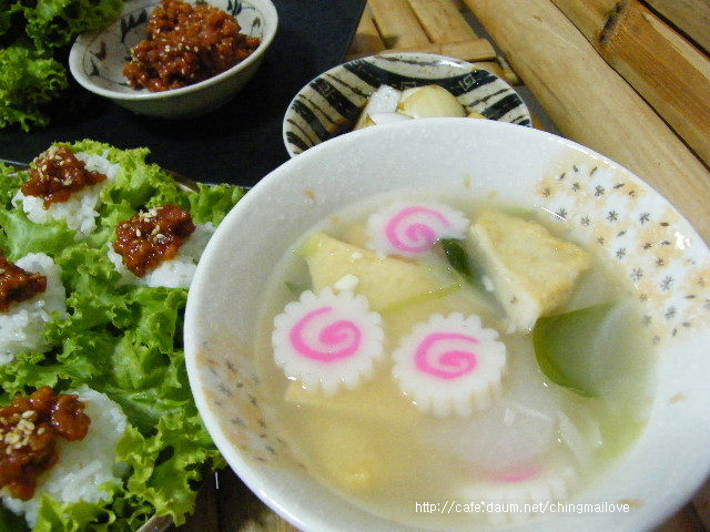 입맛없을땐 고추장볶음 쌈밥