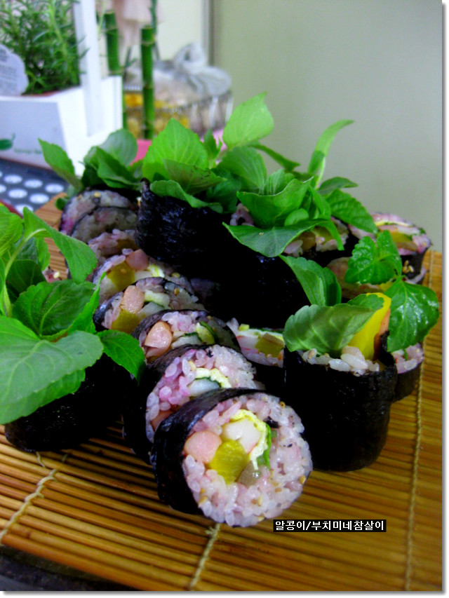 소쿠리김밥 이미지