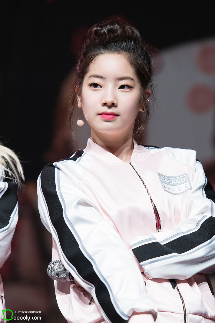 트와이스로 추게를 한번더 노린다 (디씨의 왜곡된 사랑) | 인스티즈