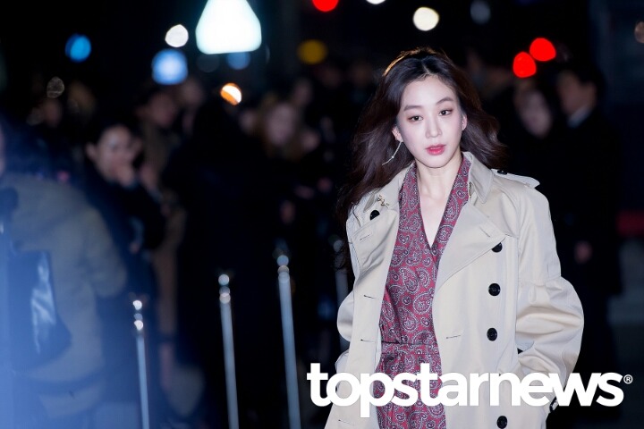 오늘자 정려원 | 인스티즈