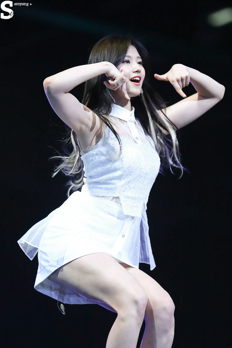 모모와 사나 | 인스티즈