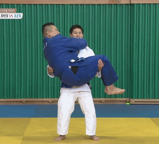 최민호 강호동 안고 데드리프트..gif | 인스티즈