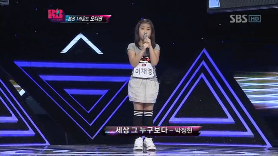 나이에 맞지 않는 춤과 노래를 하는 참가자들을 본 보아의 심사평 | 인스티즈