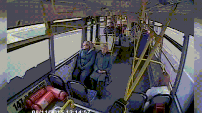 버스 수면운전.gif | 인스티즈