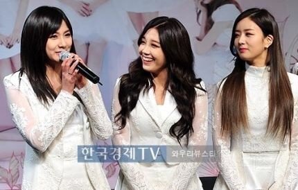 각 그룹의 막내를 바라보는 오구 눈빛.jpg | 인스티즈