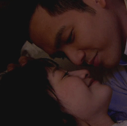 영화,드라마 통틀어서 제일 현실키스와 비슷한 키스신.gif | 인스티즈