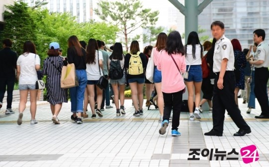 오늘자 퇴근하는 박유천.jpg | 인스티즈