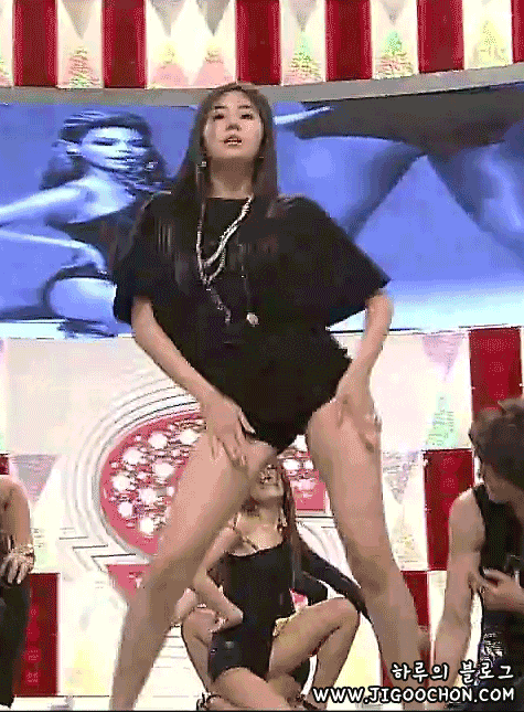 유이 vs 설현 | 인스티즈