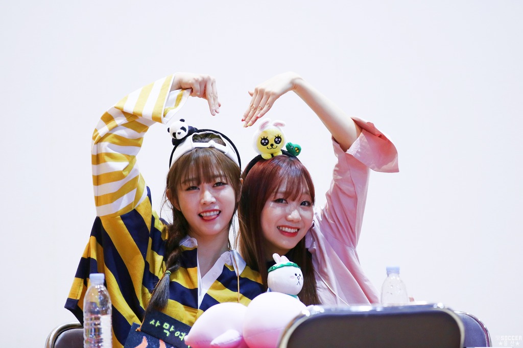 170319 러블리즈 부산사인회 서지수 직찍.jpg | 인스티즈
