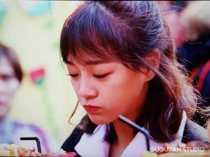 70,80년대 여학생같은 김세정 ㄷㄷ.jpg | 인스티즈