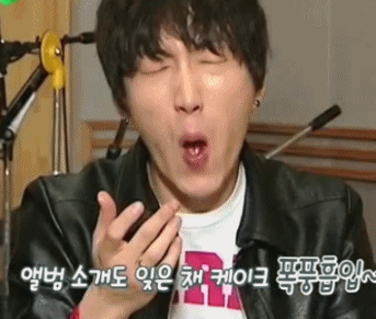진짜 얘는 뭐 먹을때마다 이상함 | 인스티즈