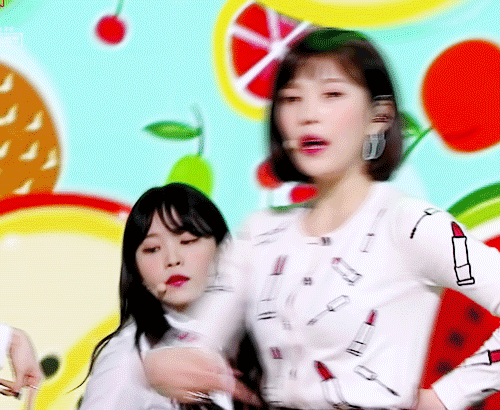 오늘자 레드벨벳 조이.gif | 인스티즈
