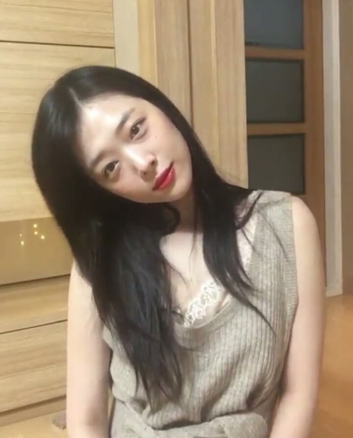 설리 인스타 업뎃 | 인스티즈