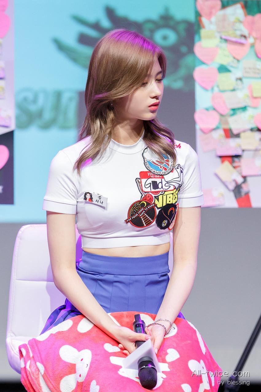 사나는 천사나인가요.gif | 인스티즈