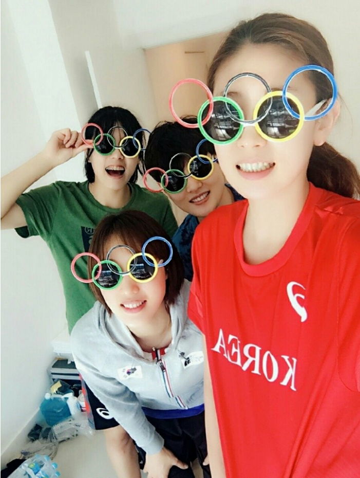한일전 승리 뒤 여자 배구 선수들 | 인스티즈