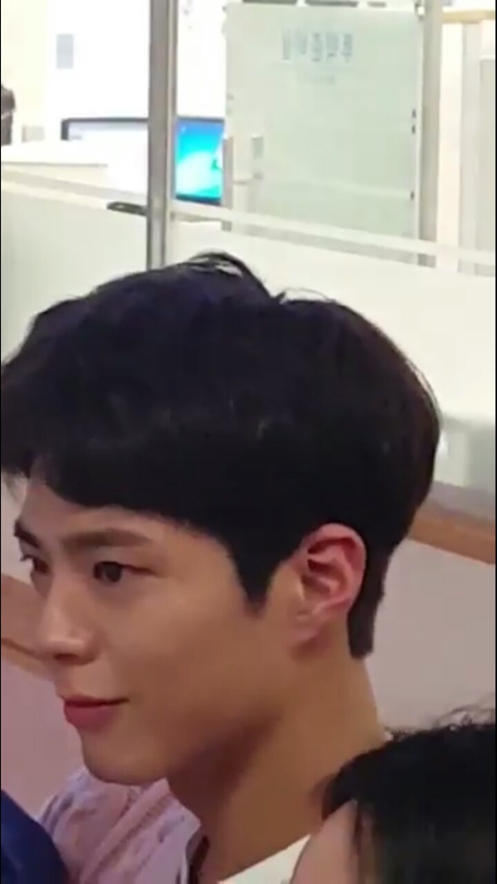 오늘자 병원에서 목격된 박보검.JPG | 인스티즈