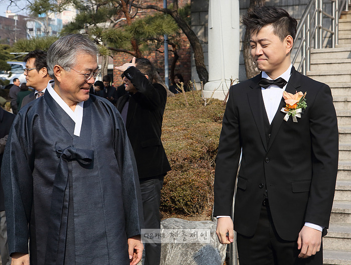 문통아들 준용씨와 문통 | 인스티즈