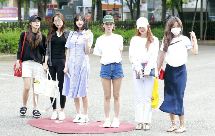 오늘자 뮤뱅 출근한 에이핑크 | 인스티즈