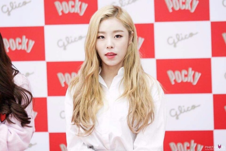 노래 잘하고 매력있는 마마무 휘인 | 인스티즈