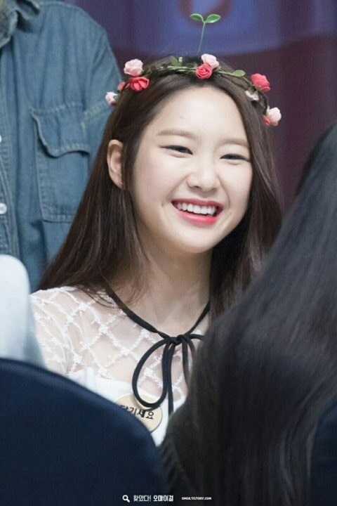 겉으로 보기엔 시크해보이지만 실제론 착한 오마이걸 지호.JPG | 인스티즈