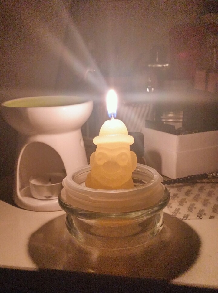 돌하르방 향초를 켰어요 ㅋㅋㅋ | 인스티즈