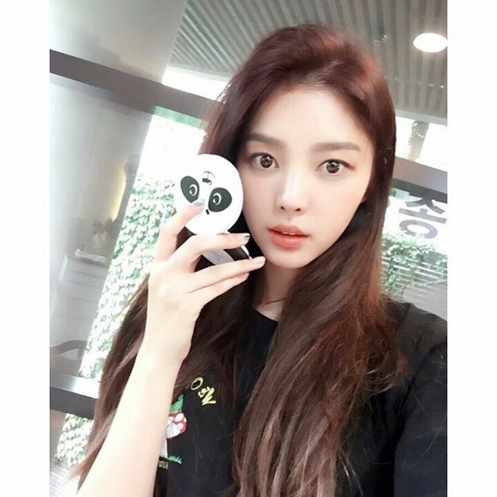 엄현경 인스타 사진 | 인스티즈