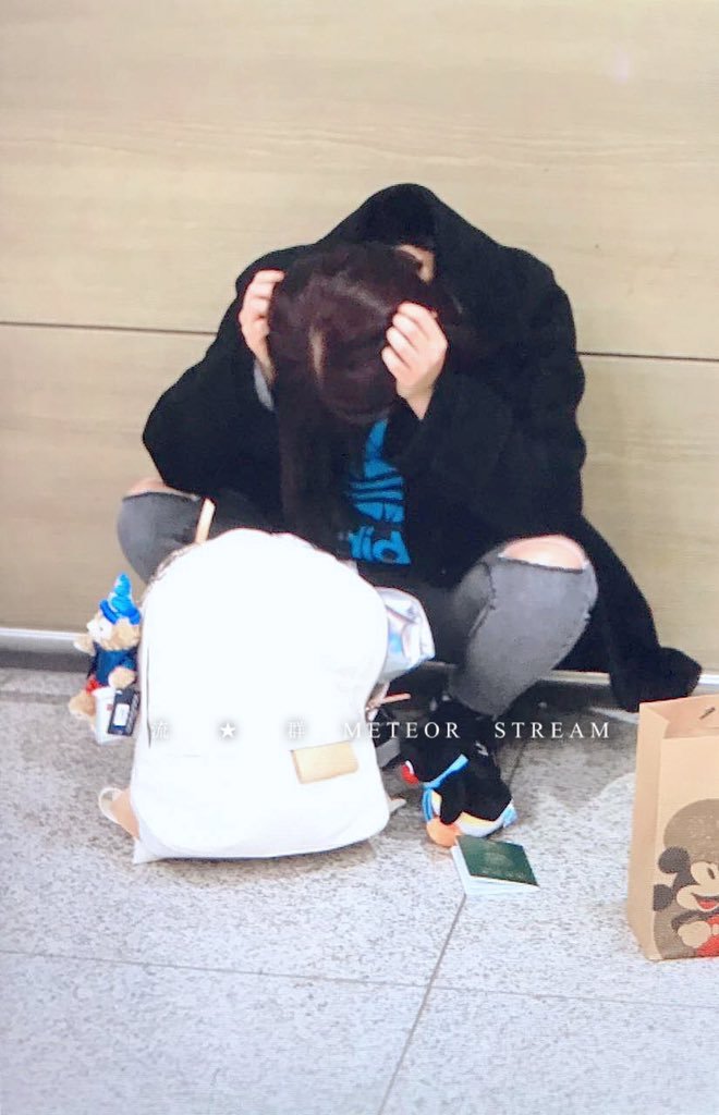가방이 안잠겨 좌절하는 아이오아이 최유정 | 인스티즈