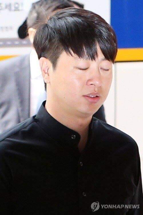이진욱 출두사진 | 인스티즈
