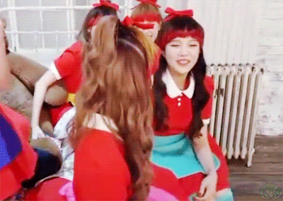 아이린의 폭력성.gif | 인스티즈