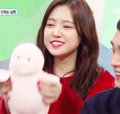 안녕하세요에서 지방이 득템한 손나은.gif | 인스티즈