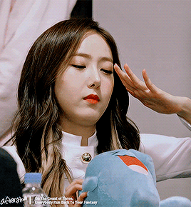 마자용 따라하는 여자친구 신비.gif | 인스티즈
