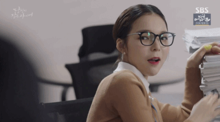 [당신이잠든사이에] 늙어가다가 회춘한 향미씨.gif (데이터주의) | 인스티즈