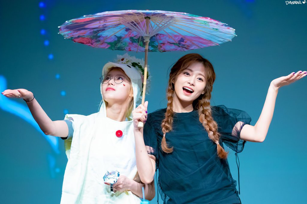 머리묶은 쯔위.jpgif | 인스티즈