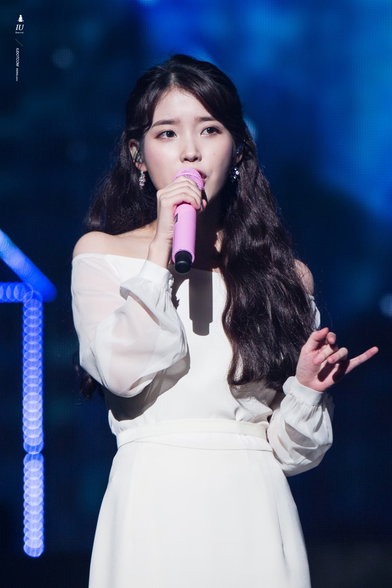 여러분 아이유나 보고 가시죠.jpgif | 인스티즈
