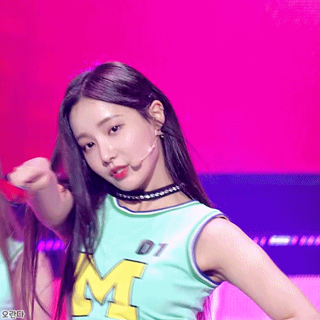 180720 뮤직뱅크 모모랜드 낸시, 연우.gif | 인스티즈