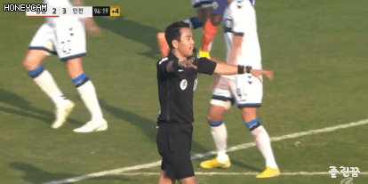 선수도 울고 팬들도 울고 해설도 울고 아나운서도 운 인천 경기 요약.GIF | 인스티즈