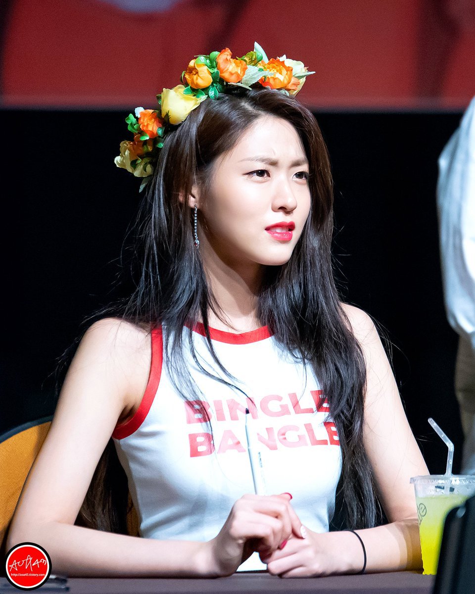 18시즌 설현이 미모.jpgif (100장) | 인스티즈