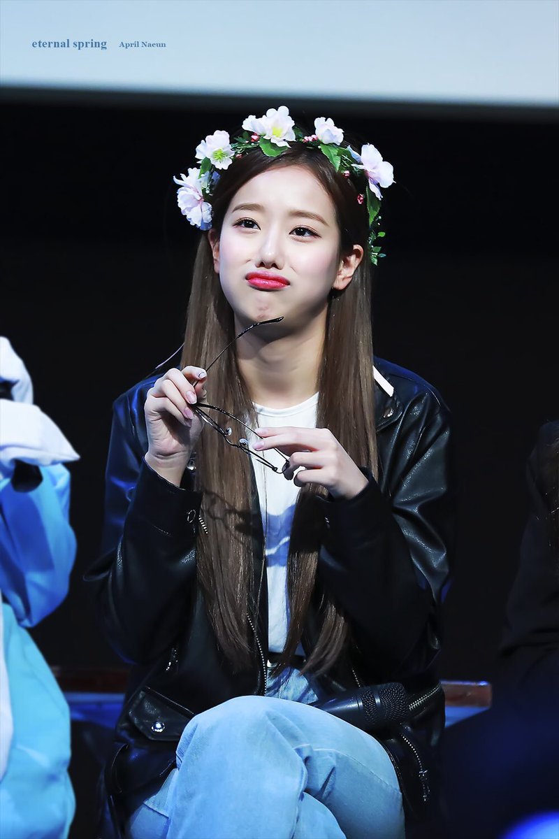 상큼하게 이쁜 에이프릴 이나은.jpgif | 인스티즈