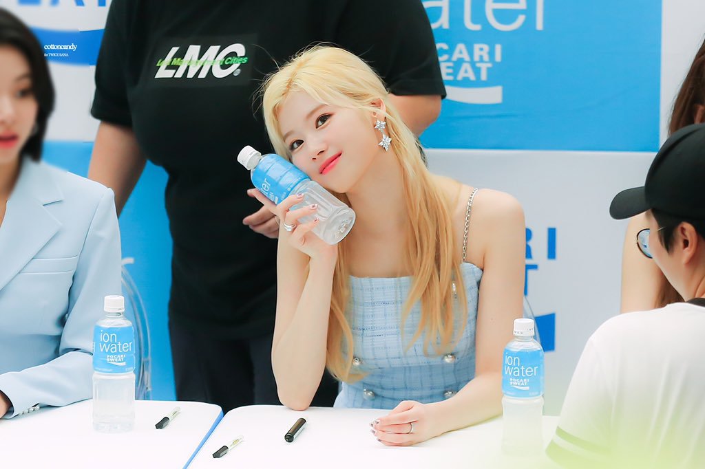 사나는 예쁘다.jpgif | 인스티즈