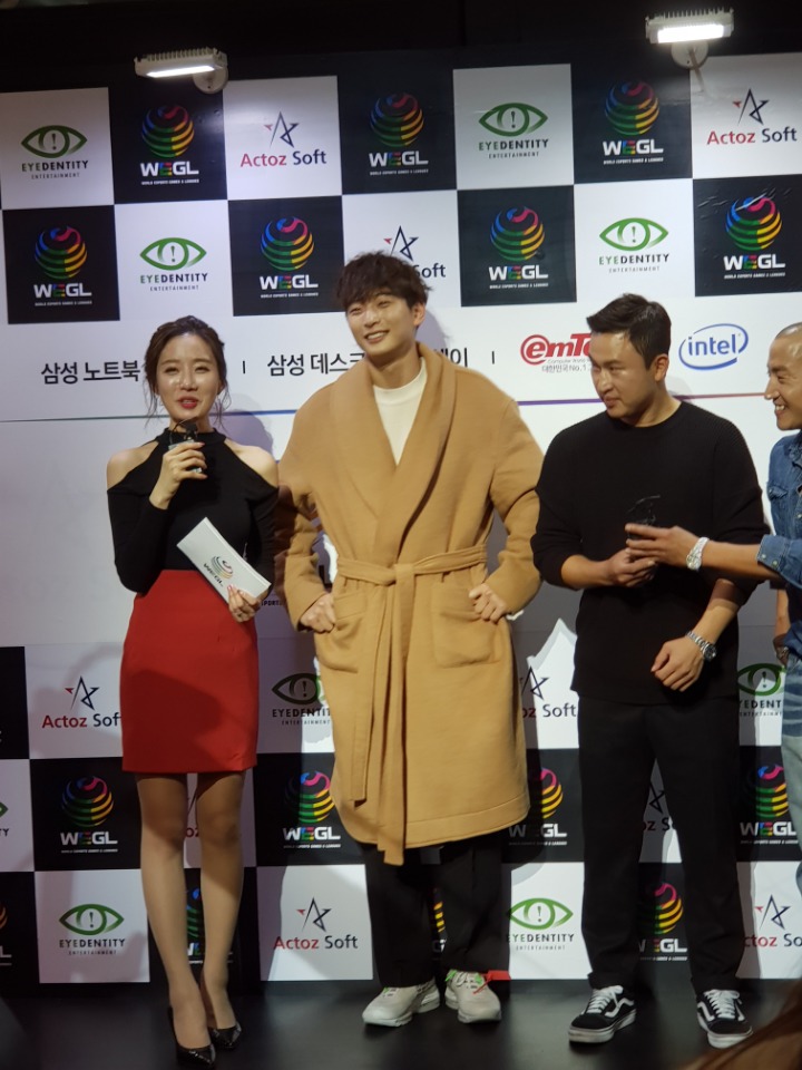 지스타에서 찍은 사진들 | 인스티즈