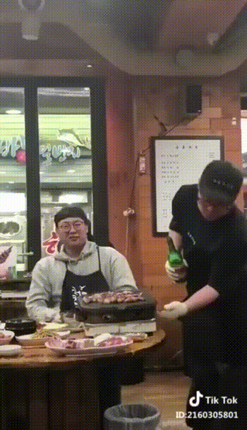 고기집 사장님의 불쇼 | 인스티즈