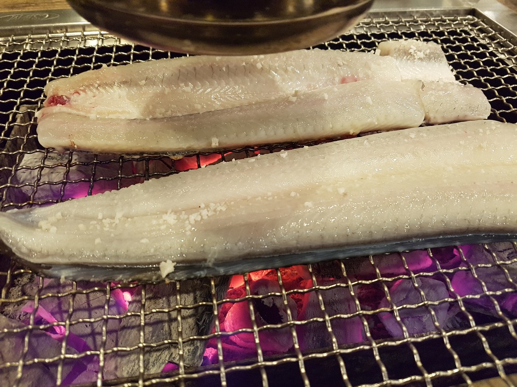 장어의전설 이미지