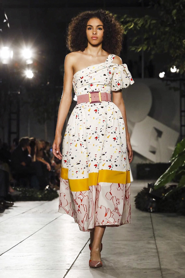2018 S/S 캐롤리나 헤레라 컬렉션 | 인스티즈
