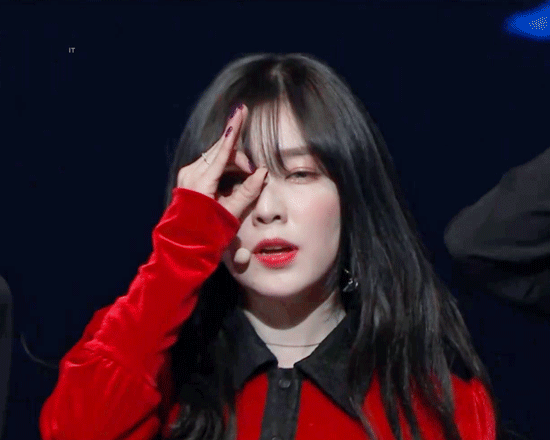 매년 연말 시상식에서 미모 폭발하는 아이린.jpgif | 인스티즈
