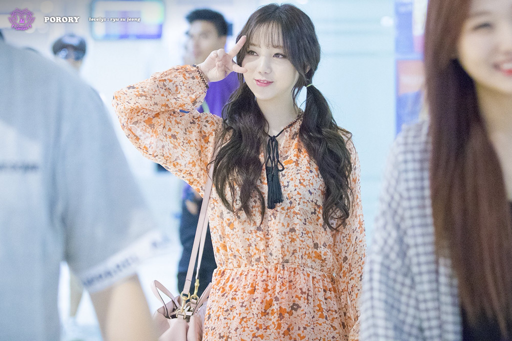 [러블리즈] 거래처에서 다시 회사로 돌아와서 케이 | 인스티즈