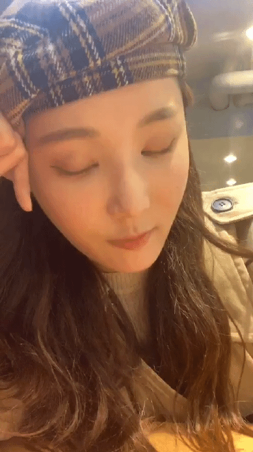 어제 3주년 기념 인스타 라이브한 모모랜드 연우(2).gif | 인스티즈