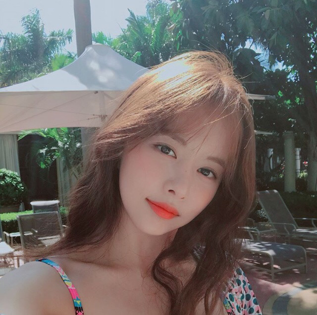 물놀이를 즐기는 한보름.jpg | 인스티즈
