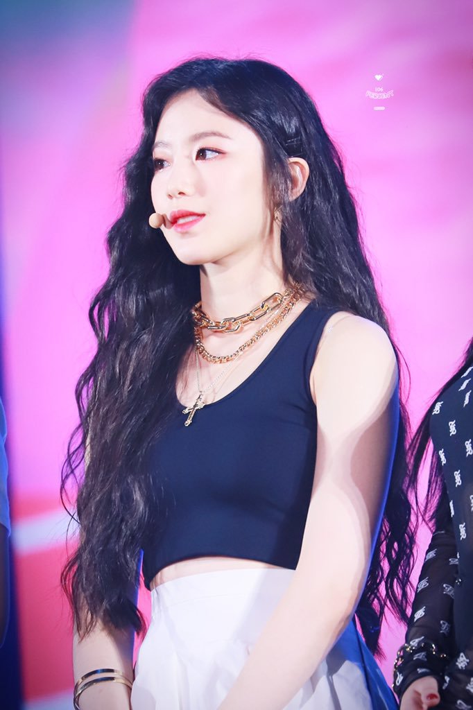 (여자)아이들의 비쥬얼담당 백설공주 슈화.jpgif (311장) | 인스티즈